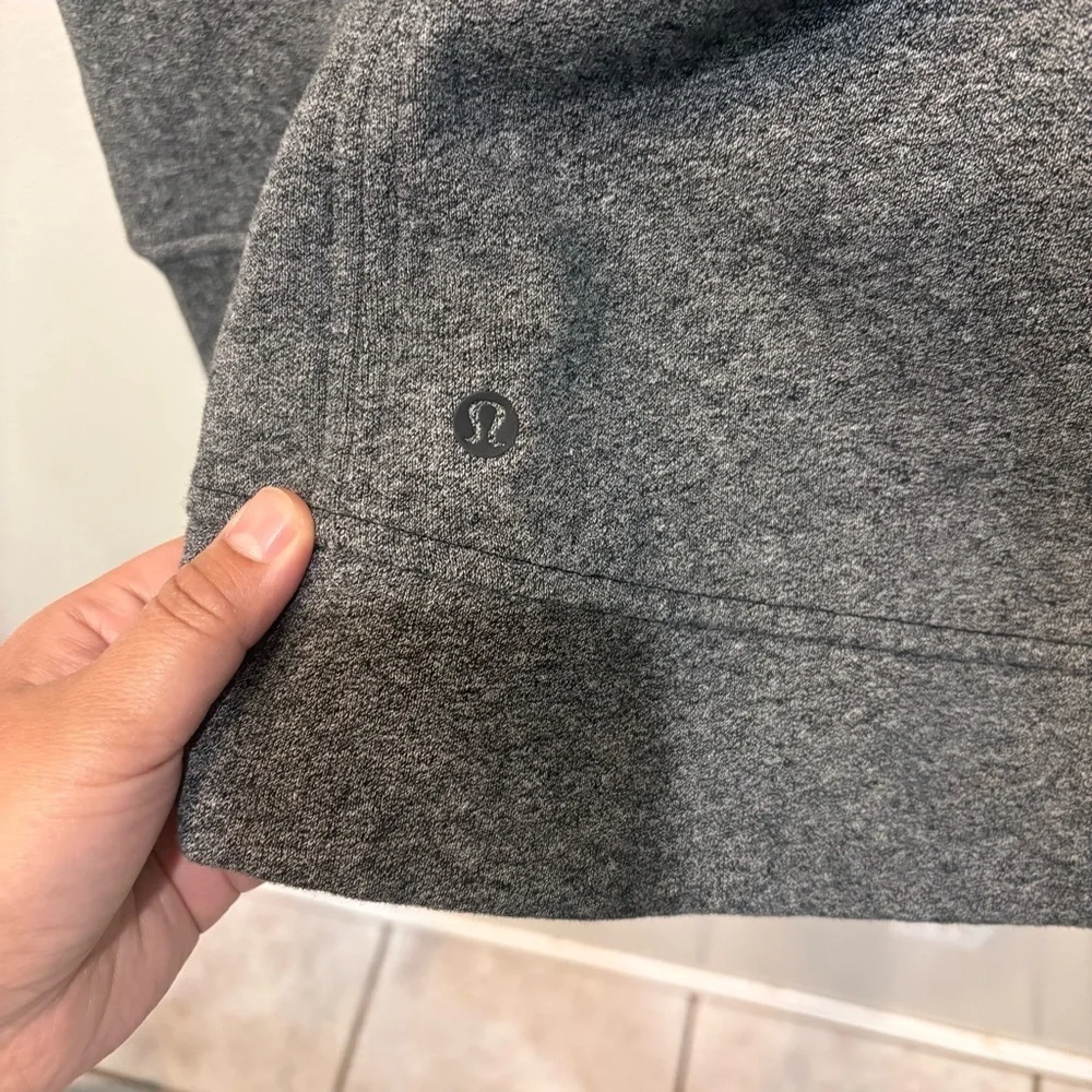 Lululemon Pullover Hoodie Sweatshirt Women’s Size 6